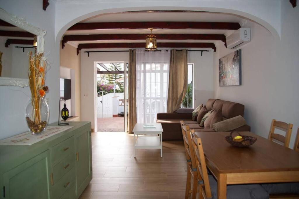 House W Shared Pool, Perfect For Small Families Fuengirola Eksteriør bilde