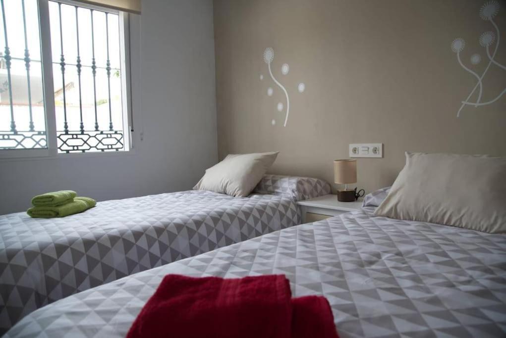 House W Shared Pool, Perfect For Small Families Fuengirola Eksteriør bilde